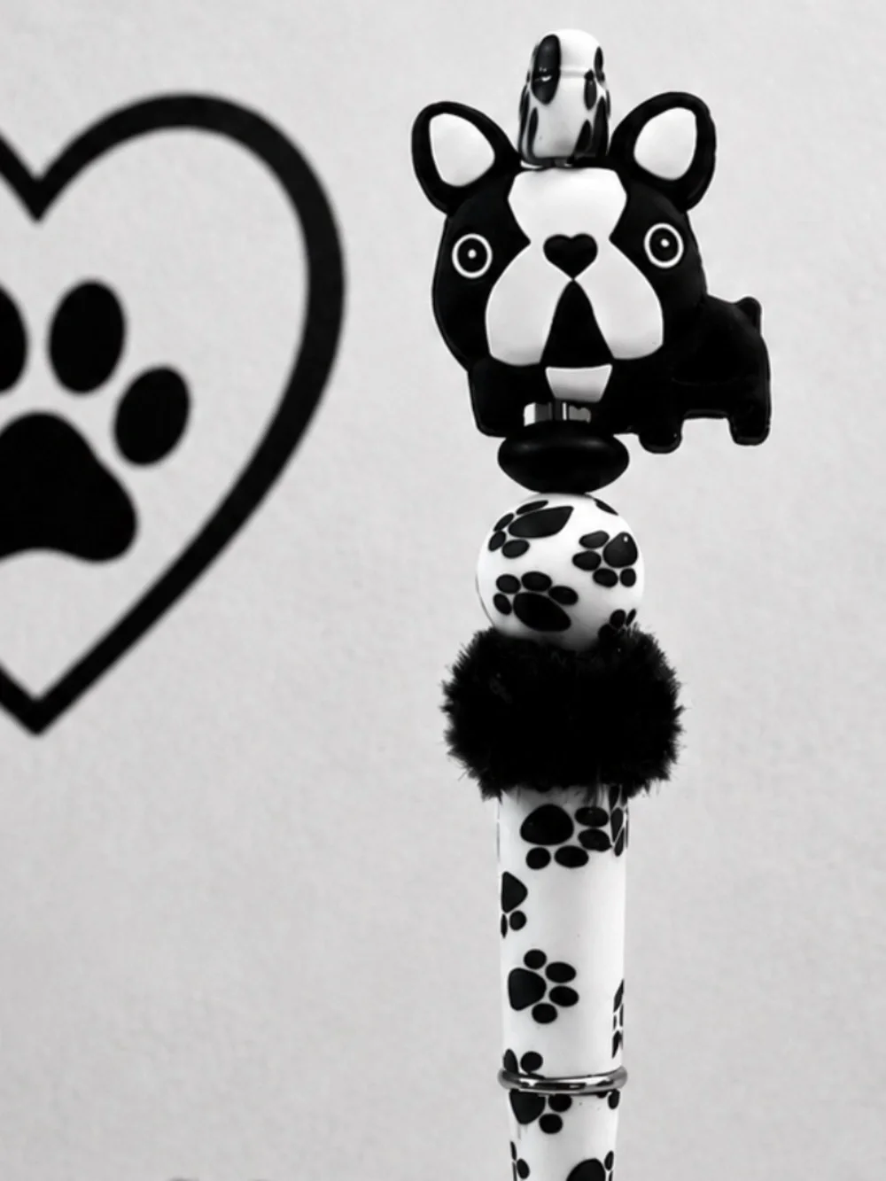 Black & White Puppy Paw Decorative Beaded Pen
